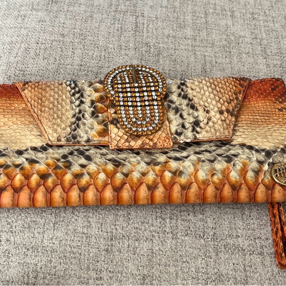Massimo Dogana clutch, purse, handbag for special occasion evening bag.
